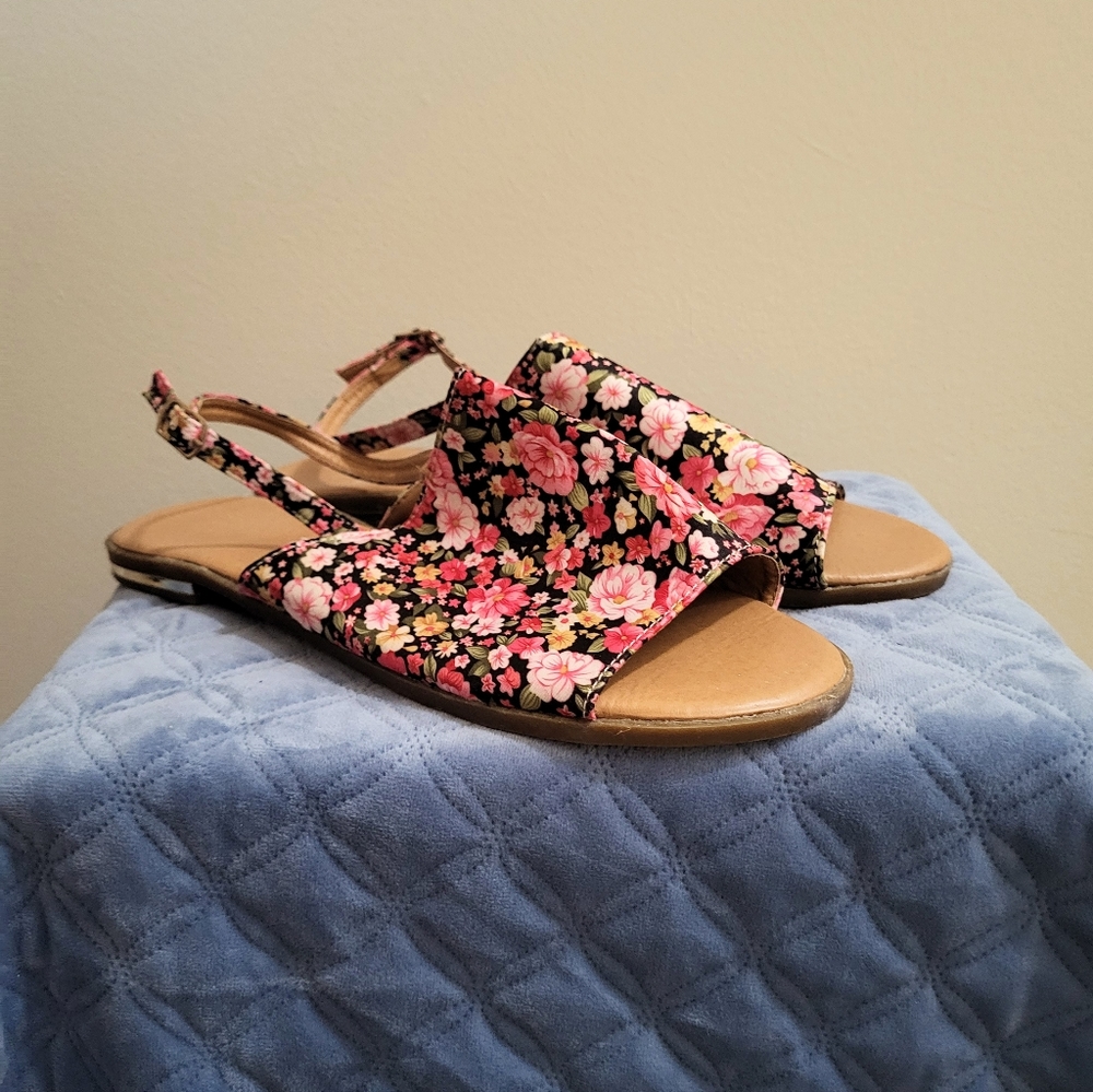 Y2k floral sandals